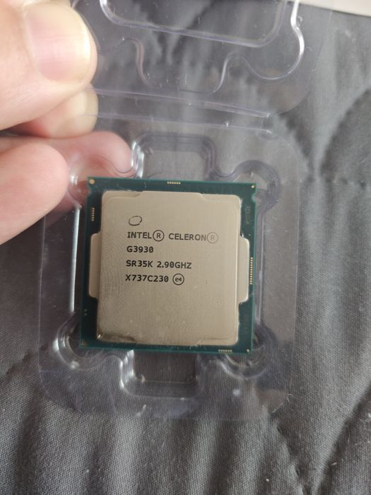 Процесор Intel Celeron G3930