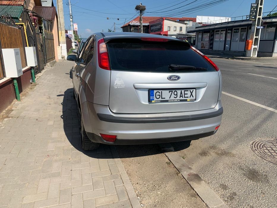 Vând Ford focus MK2