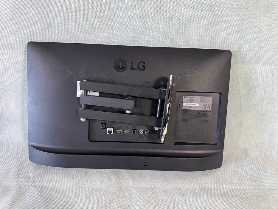 Телевизор - LG 24 inch /Smart  / A20