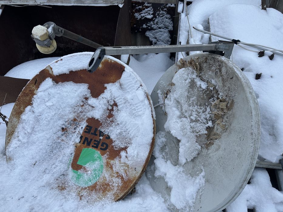 Спутниковая тарелка