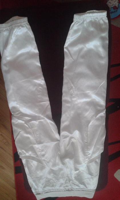Бял сатенен панталон Fox kids ръст 158см