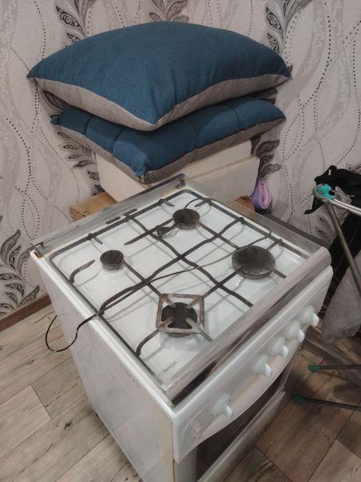 продам газплитуу