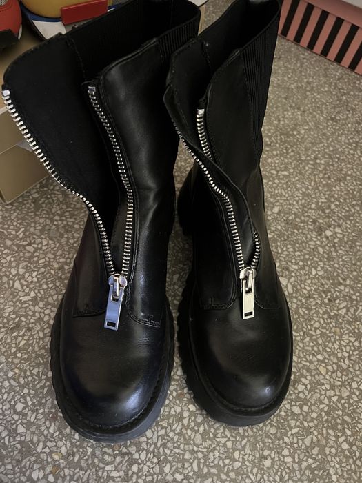 Черни боти Stradivarius