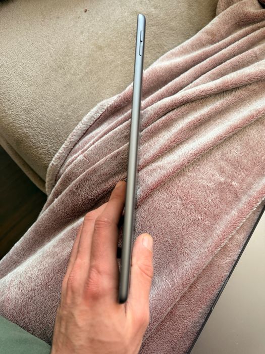 iPad 9 th generation 256 gb