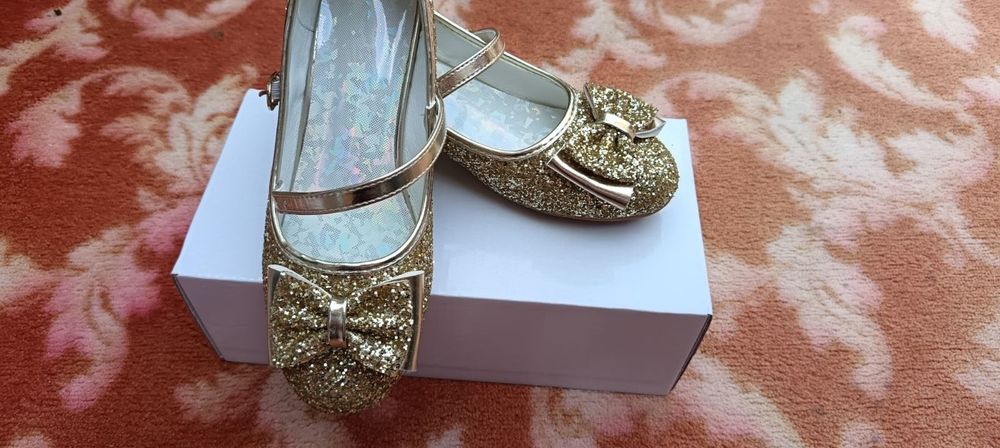 Детски обувки 33 номер