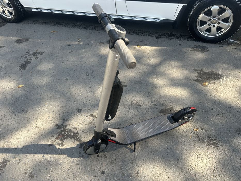 Электро самокат xiaomi/ninebot