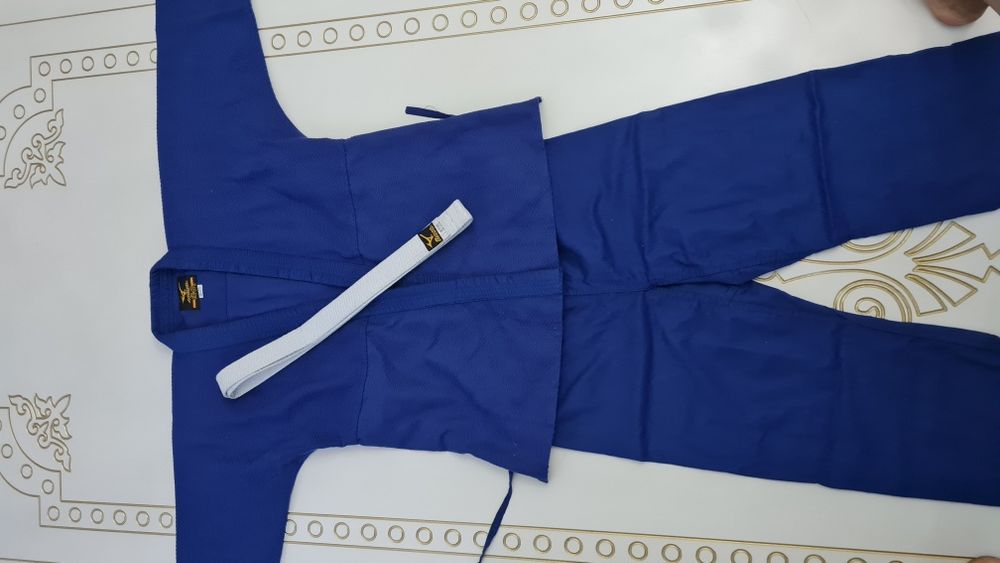 mizunoдля дзюдо с поясом