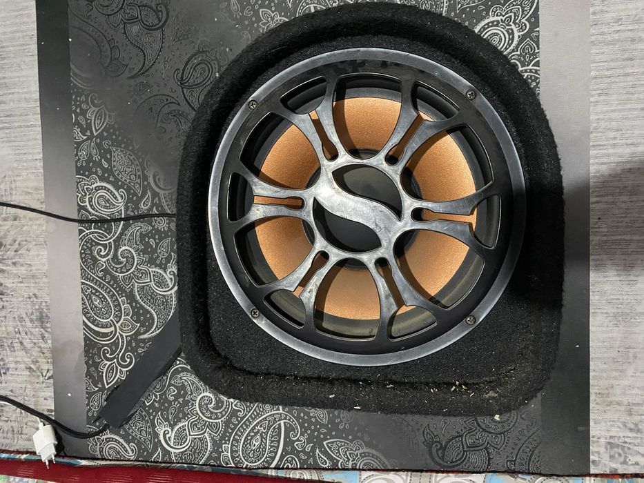 Сабвуфер Сабвуфер