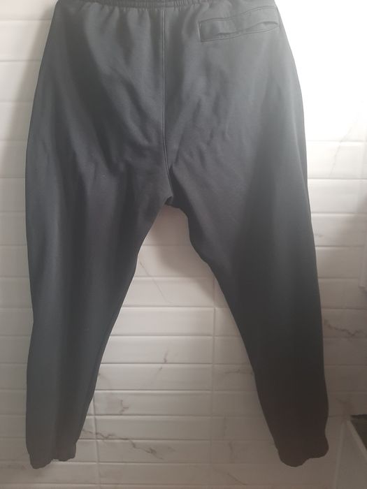 Pantaloni nike negri