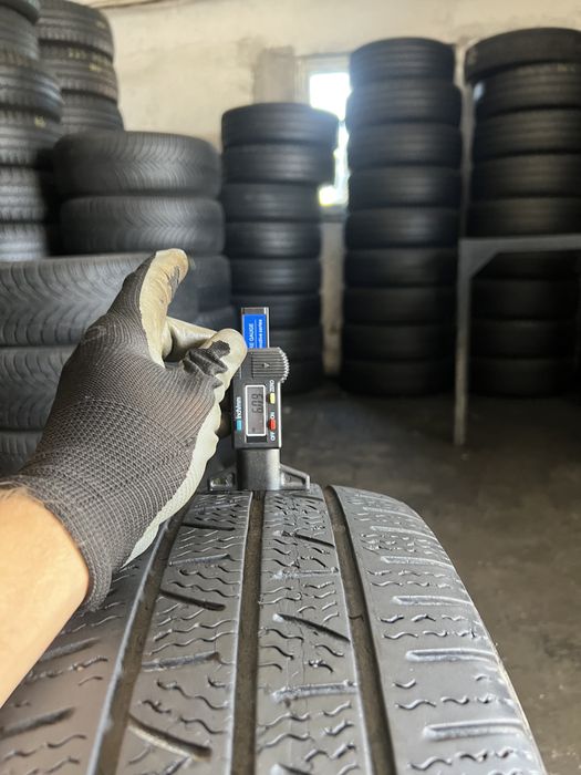 2 anvelope de iarna 215/65/16C Pirelli 2022!