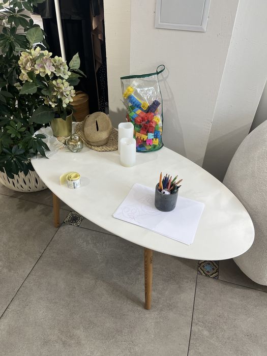 Торговое оборудование и мебель