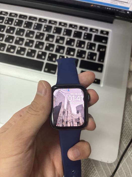 Продаю apple watch se 1 оригинал