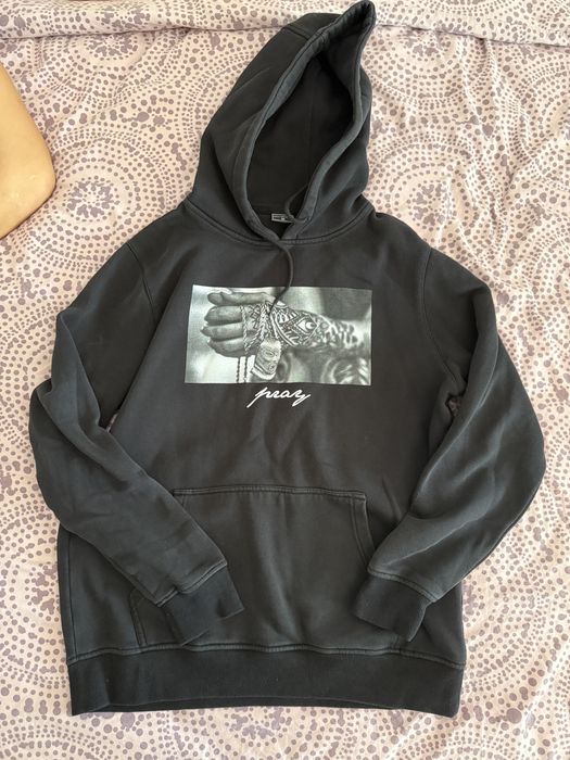 Дънки, Nike, тениски, потници горница