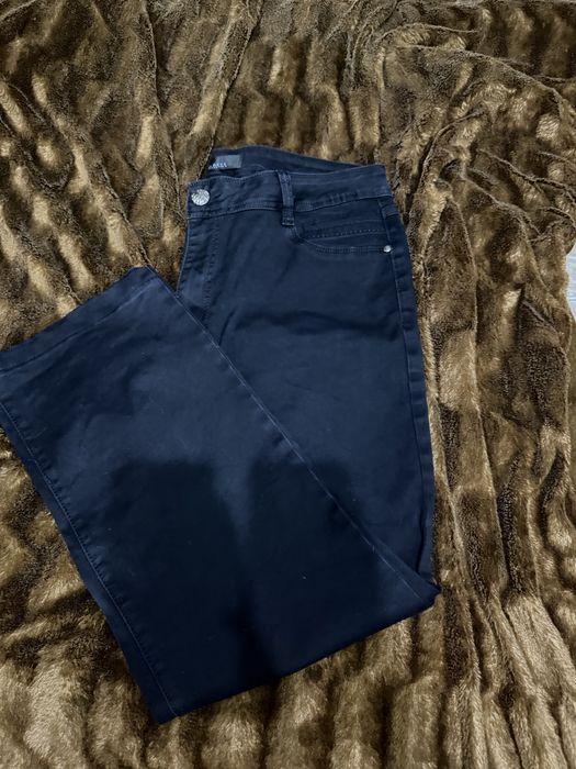 Джинсы черные свободные