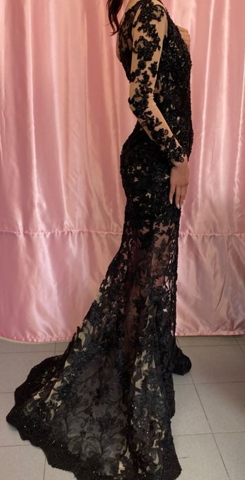 Бална рокля с 3D дантела