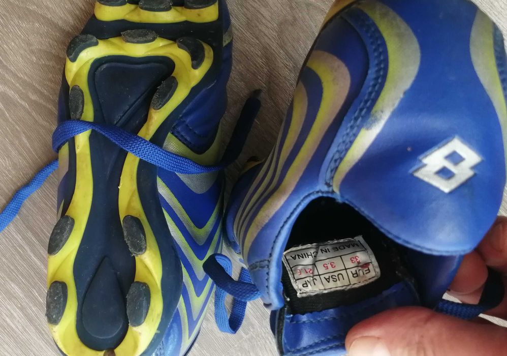 Детско-юношески обувки за футбол - 50%намаление