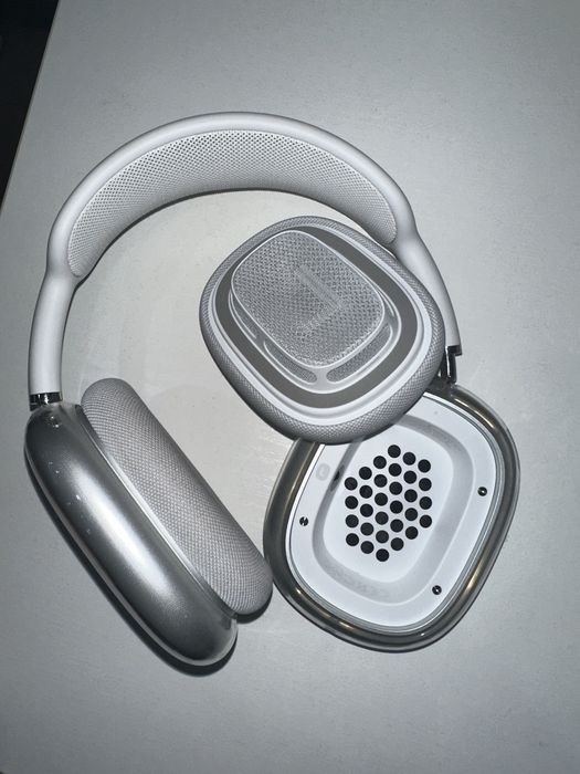 AirPods MAX Silver