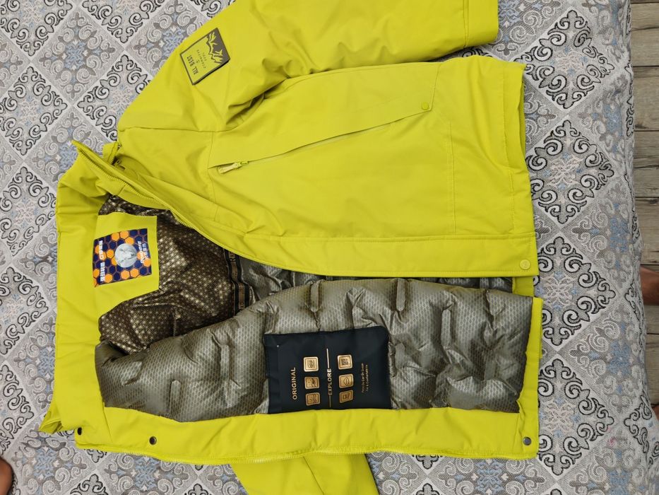 Прдам куртку Новая