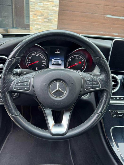 Mercedes W205 C300 БЕНЗИН  Airmatic 9G Tronic