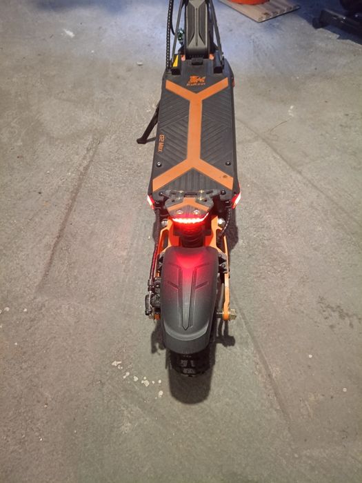 Trotinetă electicâ Kukirin G2 Max aproape nouâ 155 km.