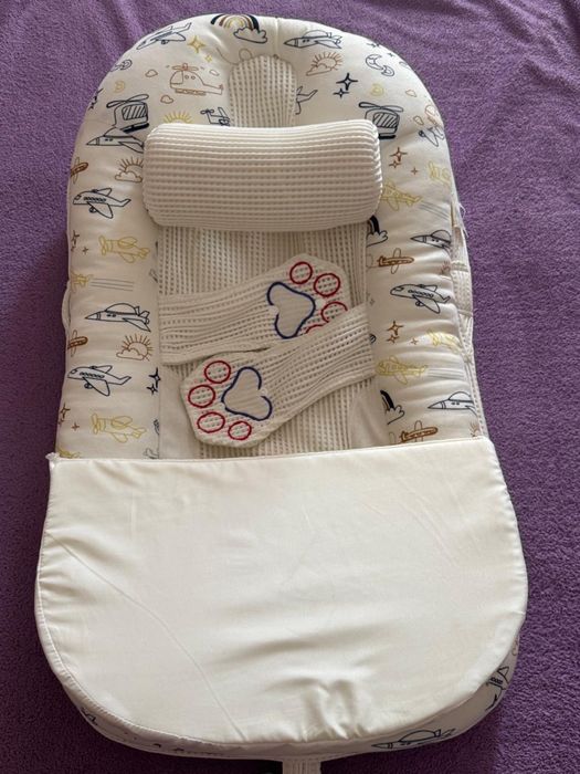 Кокон для малышей до 6 месяцев