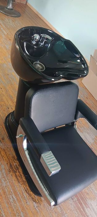 Holati yangi  kireslo