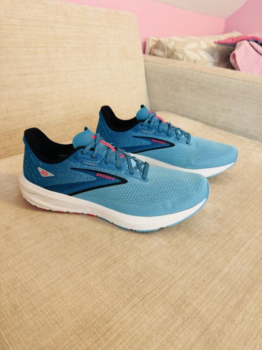 Мъжки маратонки Brooks Launch 10