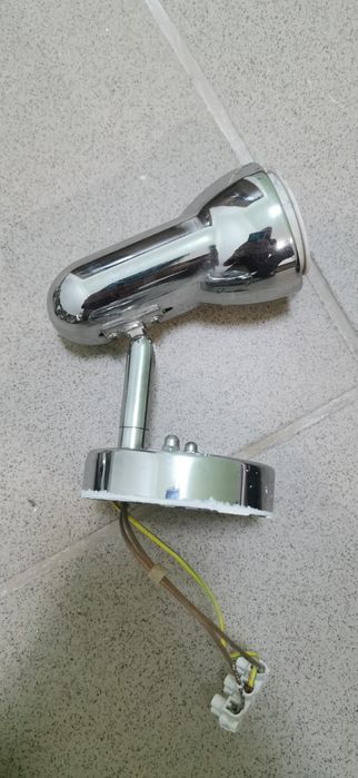 Vând ieftin 8 spoturi nichelate