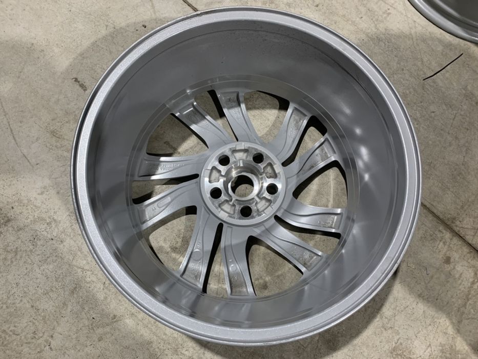 janta originala Land Rover Range Rover Evoque pe 20 Zoll