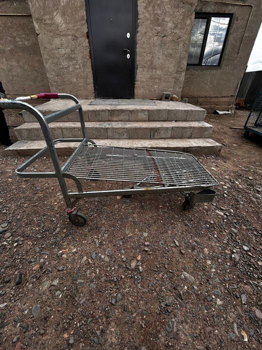 Тележки грузовые