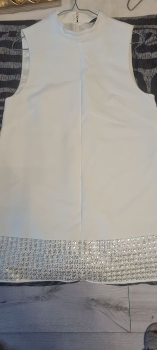 Costum nou, H&M, stil arabesc, cu aplicatii