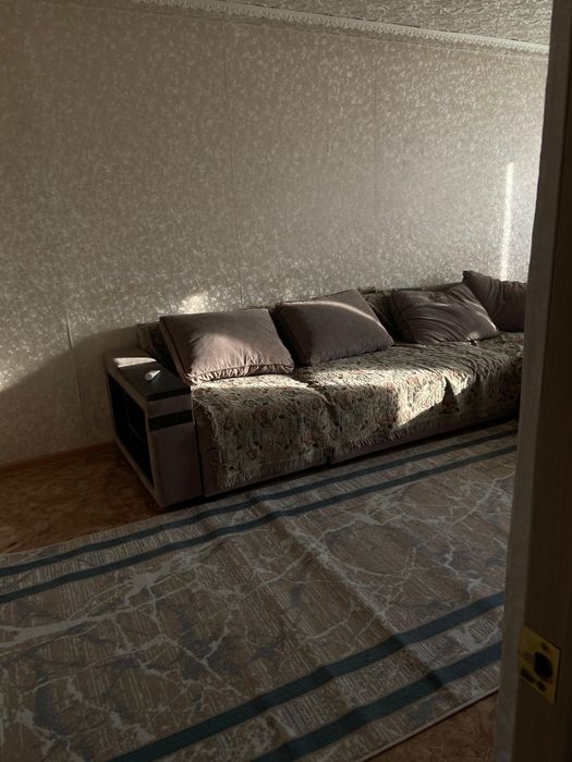 Диван продаётся!