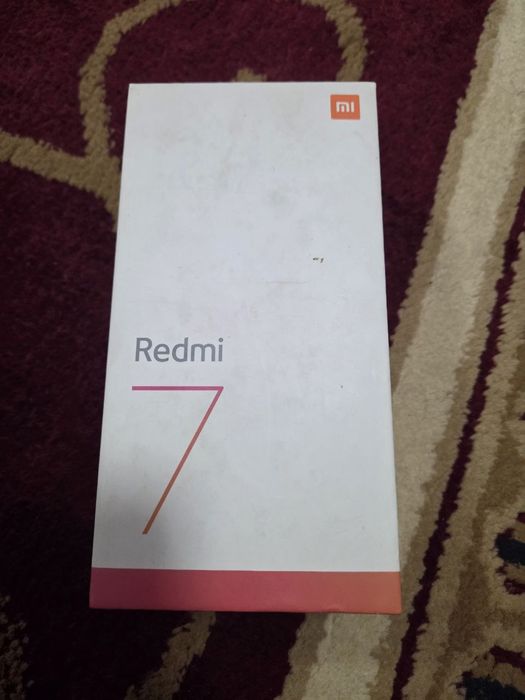 Redmi7 с каробкой