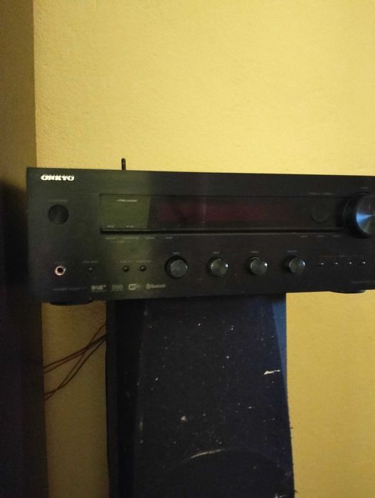 Receiver onkyo tx 8150 cu Brutus wifi 135 w pe canal