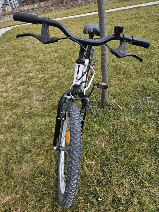 Bicicleta Rockrider 20" model ST 100, pentru copii