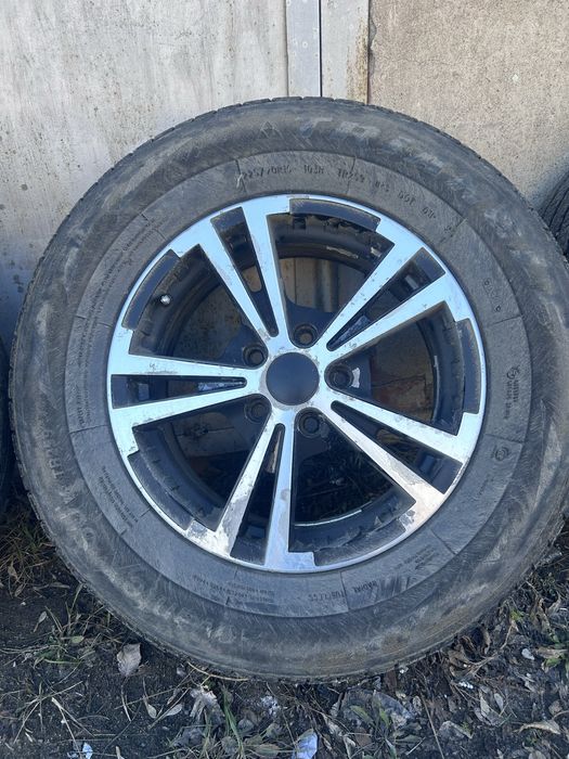 Продам диски с резиной 225/70 R16