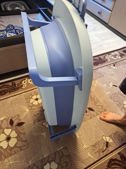 Продаётся детская складная ваночка.