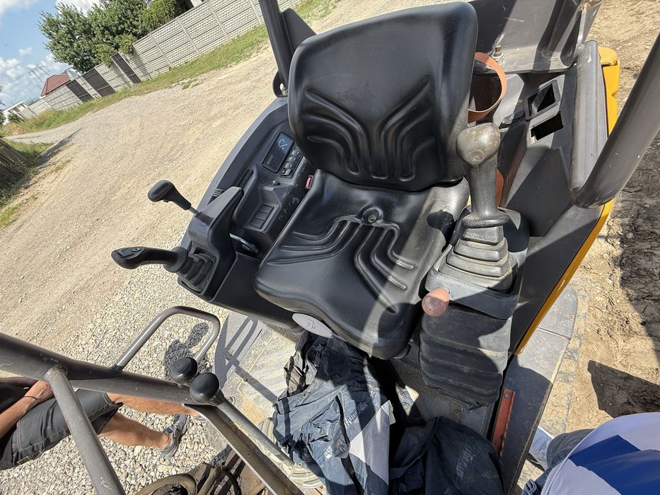 Miniexcavator volvo ecr25d
