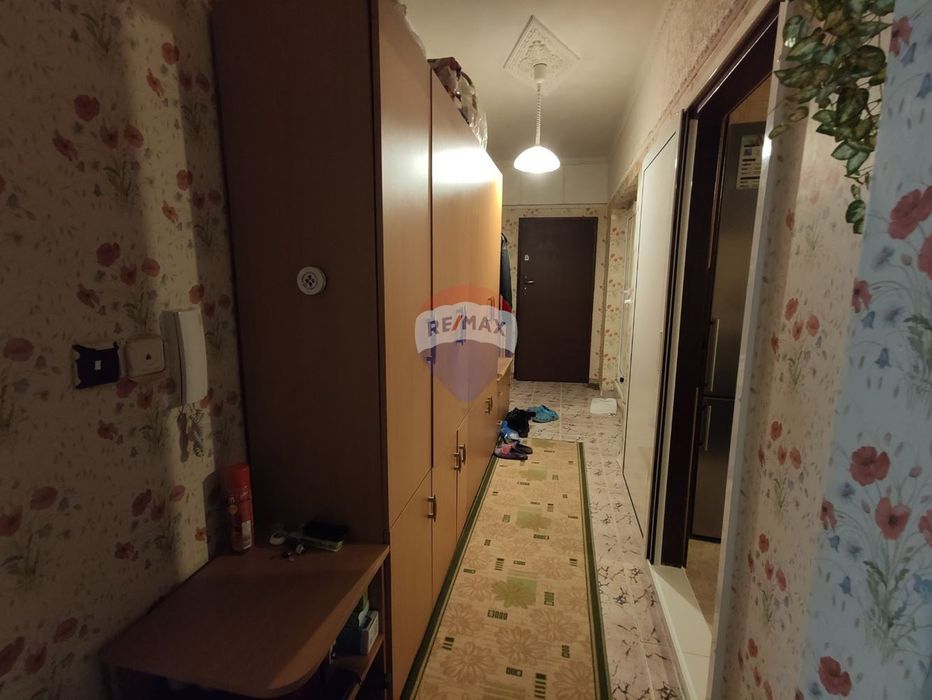 Апартамент с три отделни стаи, ж.к. Владислав Варненчик, гр. Варна П.