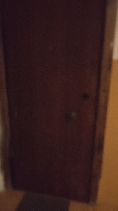 Продам железную дверь