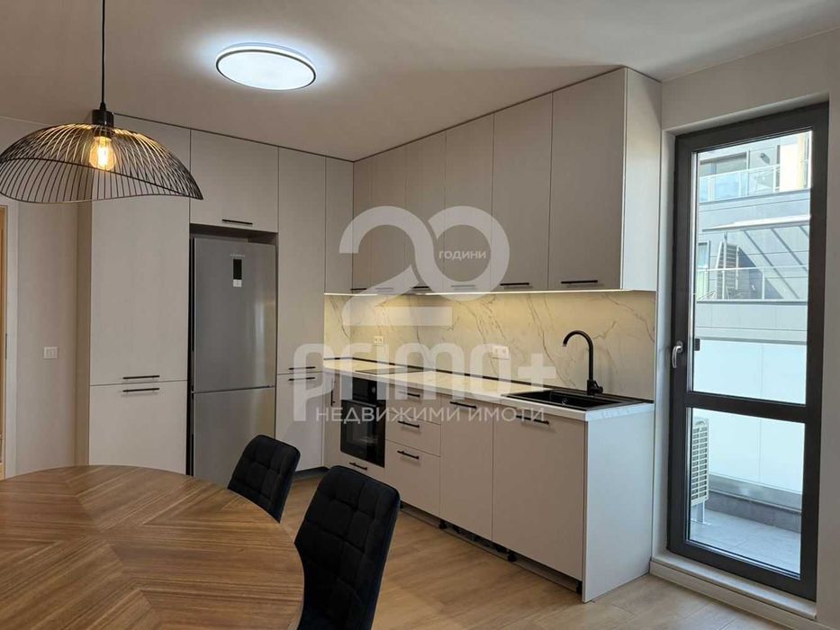 Дава се под наем Тристаен апартамент в София, Витоша - 120 кв.м за 1000 € - Снимка #13