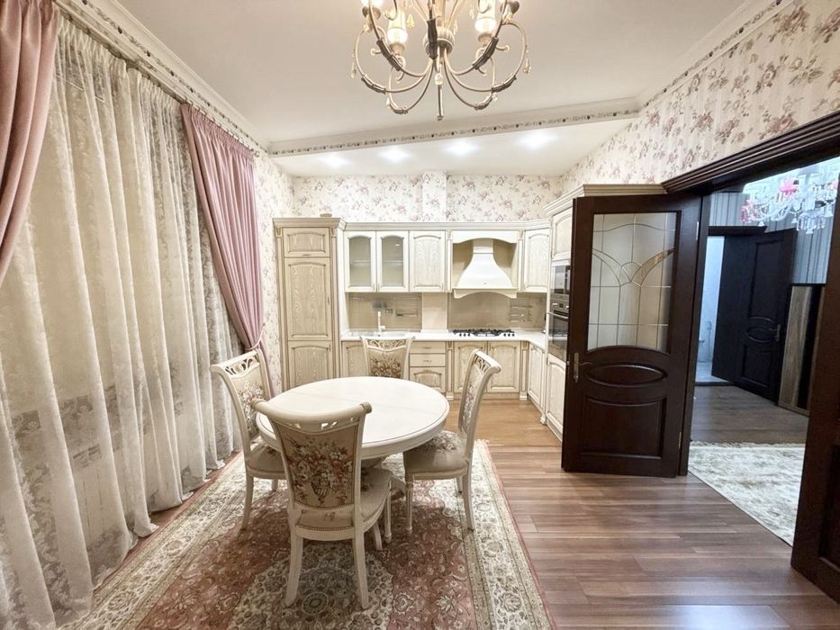 Сдается в аренду 3 ком квартира в Новостройке м.Ойбек