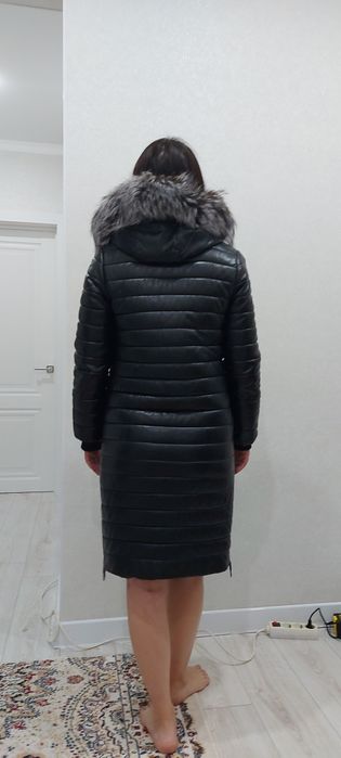 Продам зимнюю куртку