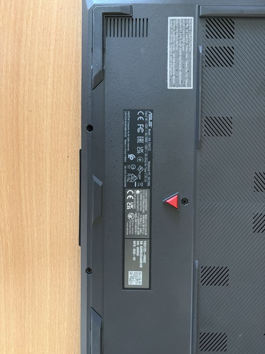 лаптоп asus tuf Dash f15