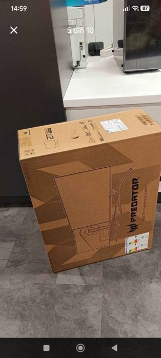 Vând unitate și monitor de gaming