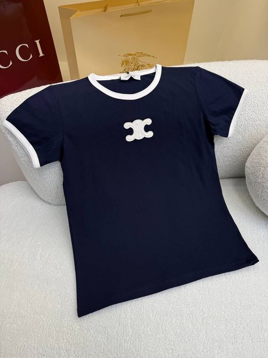 Тениски с къс ръкав