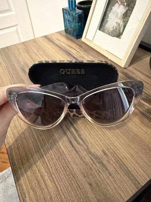 Дамски очила GUESS