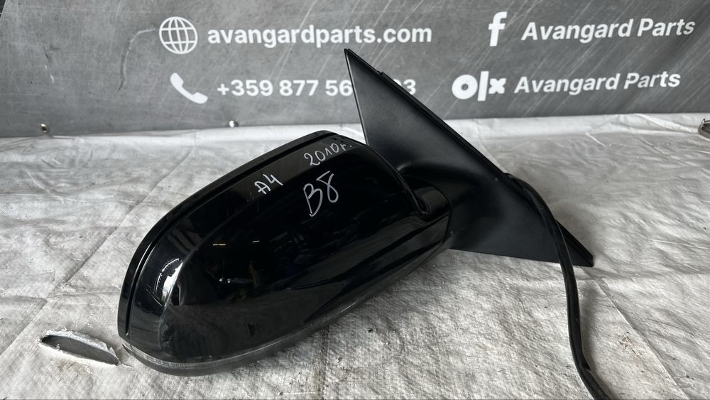 Дясно огледало Audi A4 B8
