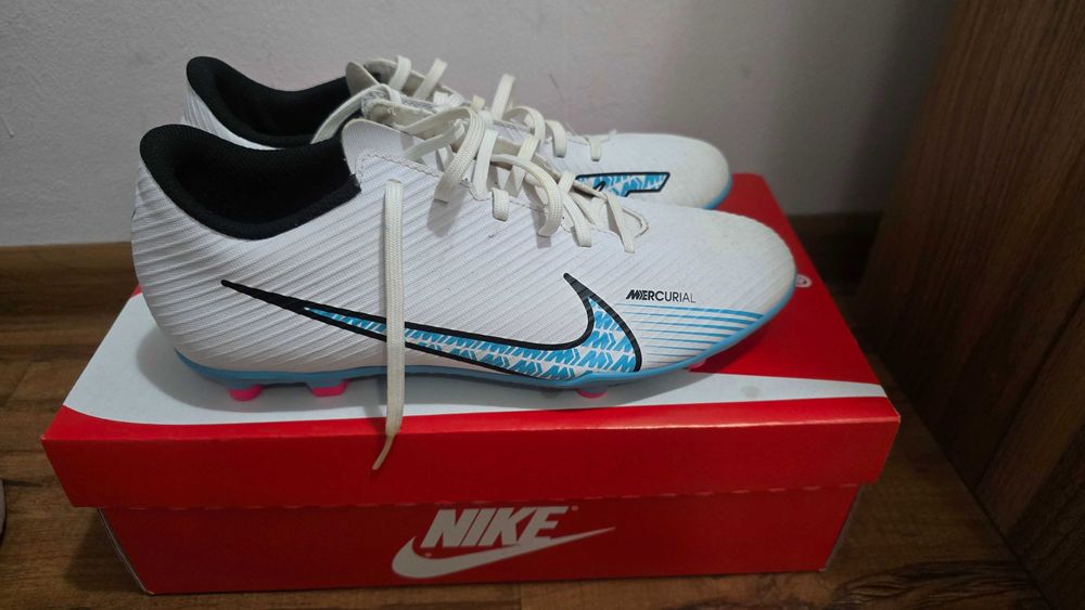 Nike футболни обувки