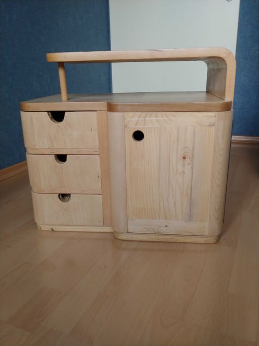 2 бр. нощни шкафчета